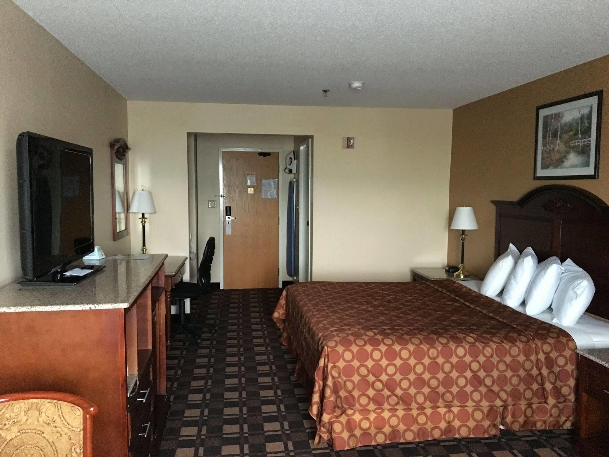 Cabot Inn & Suites Lancaster Eksteriør billede